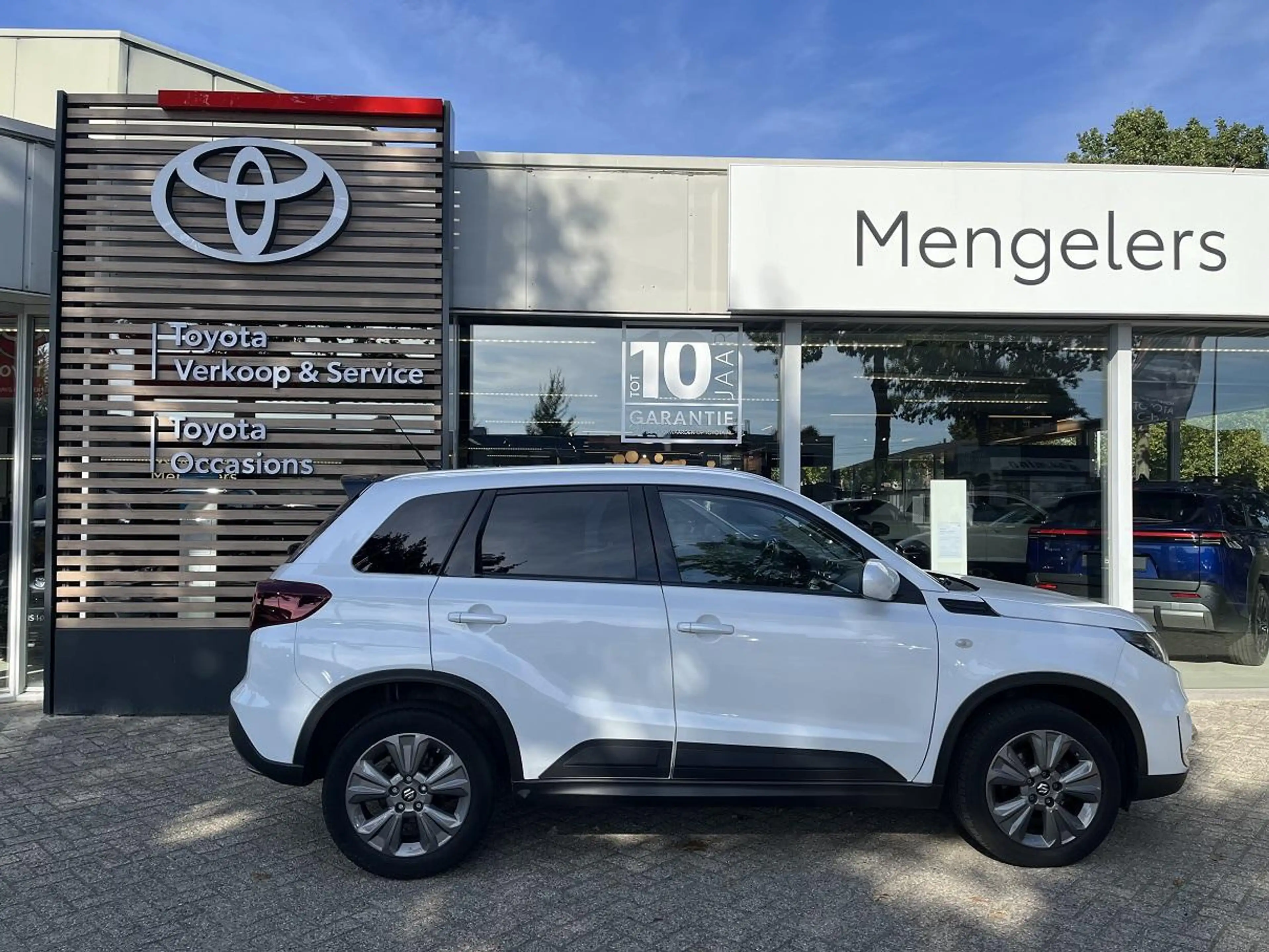 Suzuki Vitara 1.4 Boosterjet Select Smart Hybrid — photo 5