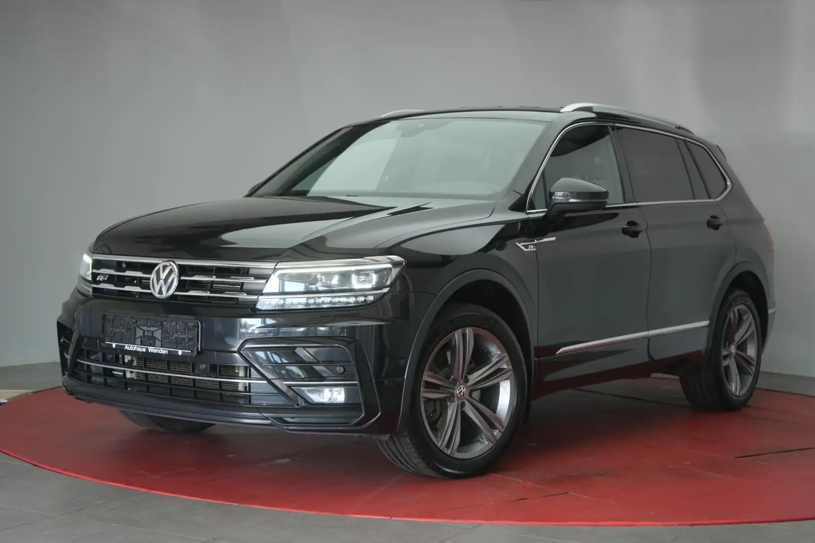 Volkswagen Tiguan Allspace 2.0 TDI 4Motion DSG Highline R l Schwarz - 2