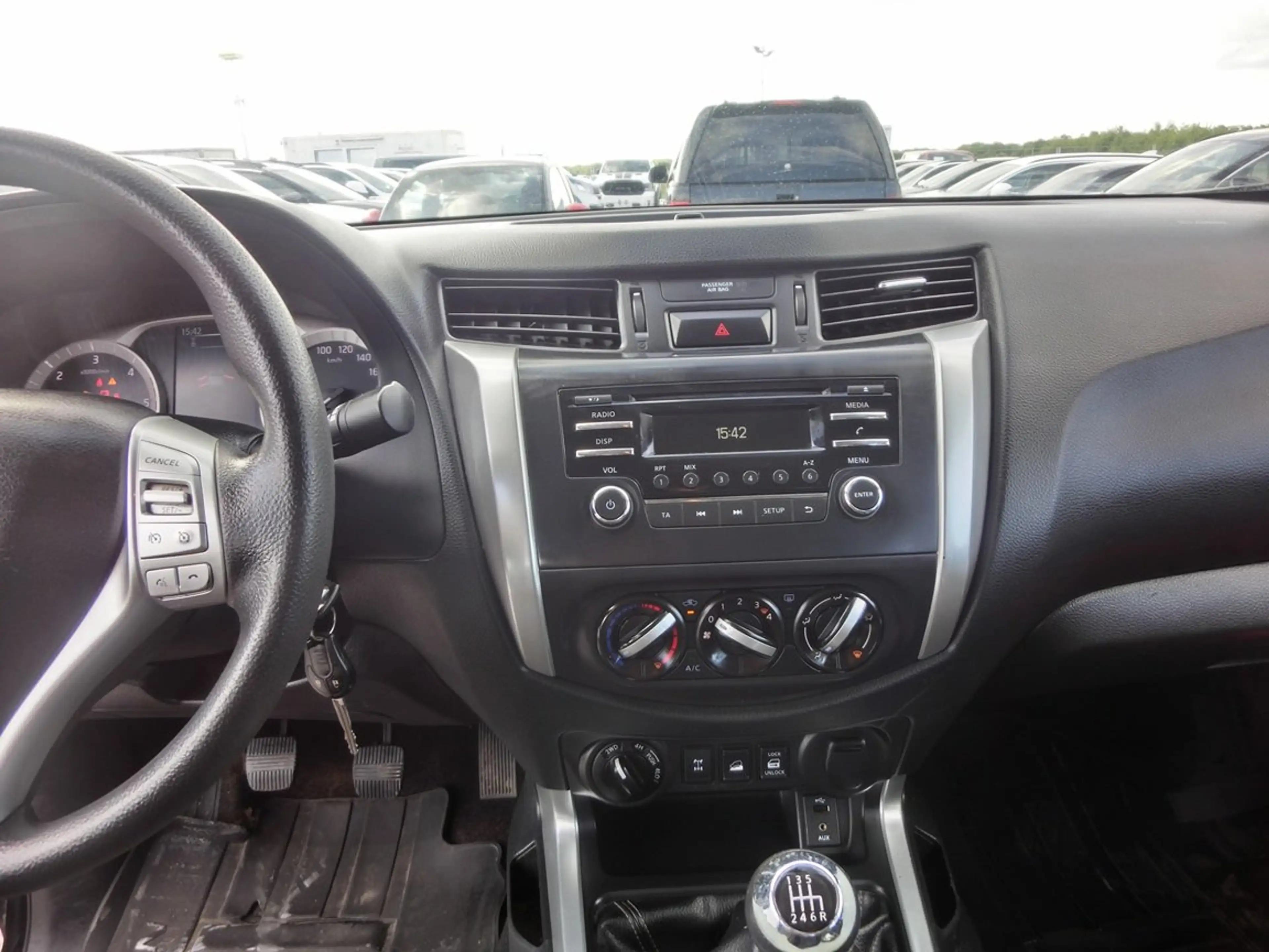 Nissan NP300 Visia Double Cab 4x4 Navara — photo 14