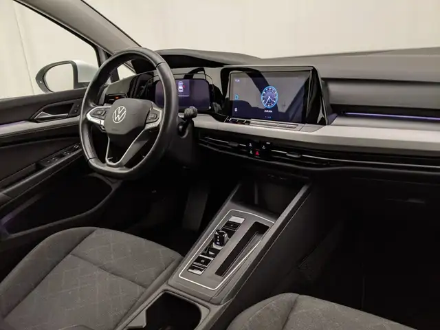 Volkswagen Golf view 6
