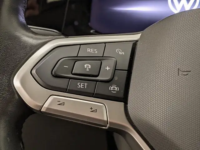 Volkswagen Golf view 10