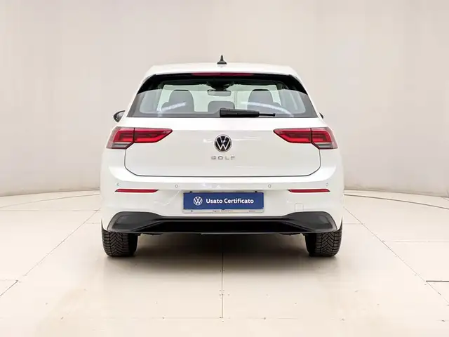 Volkswagen Golf view 5