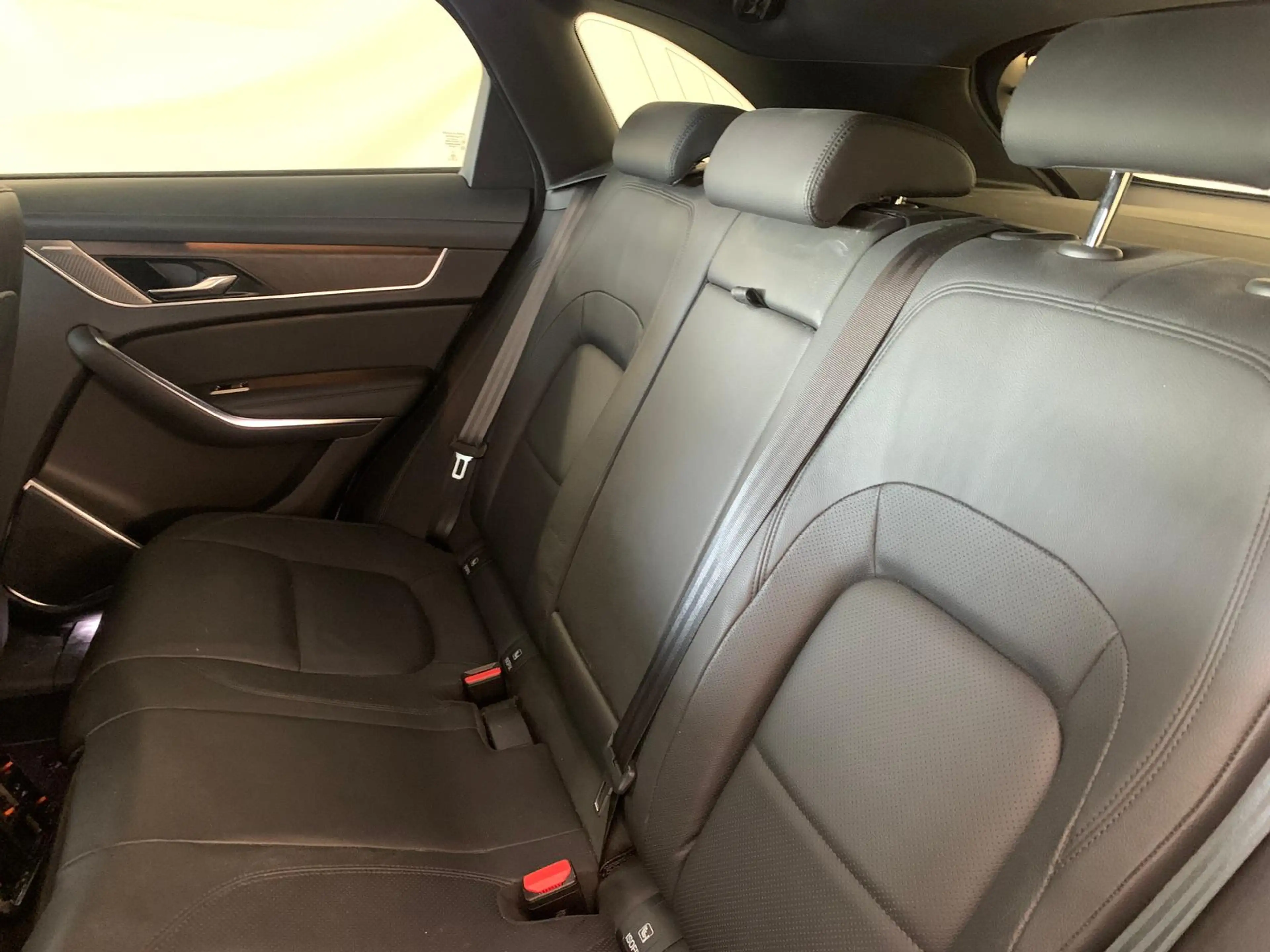Jaguar F-Pace P400e AWD Plug-In BlackPack|ACC|HUD|Keyless — photo 8