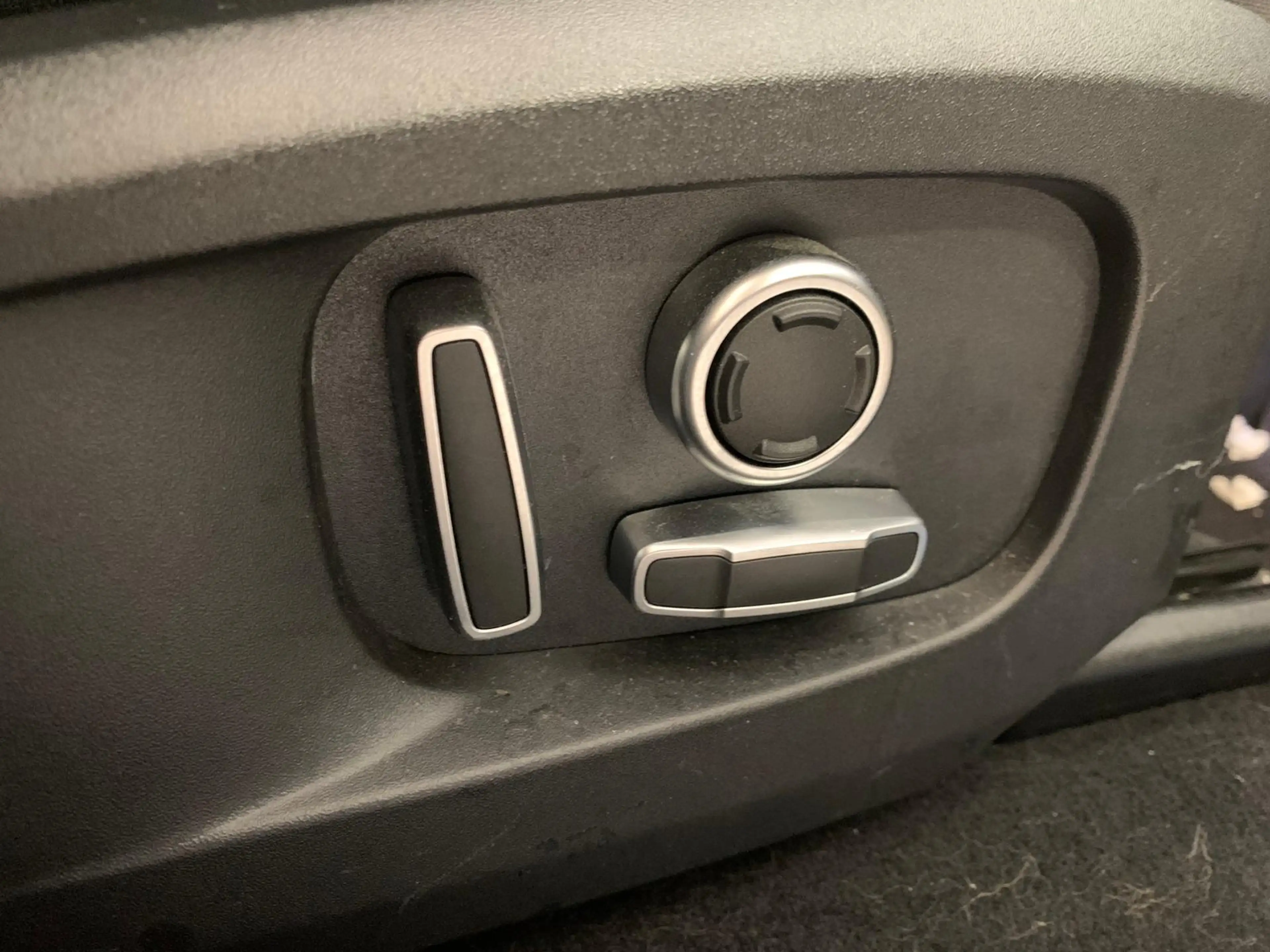 Jaguar F-Pace P400e AWD Plug-In BlackPack|ACC|HUD|Keyless — photo 4