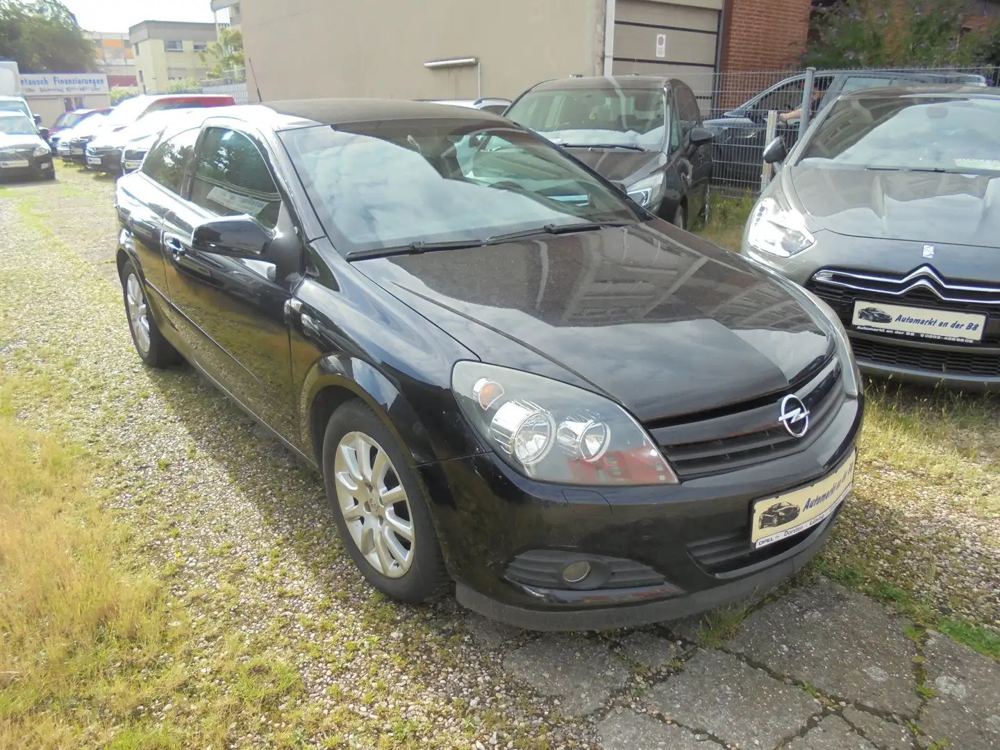 Opel Astra GTC 1.4 Edition Klima,BC,Tempomat!!! Black - 1