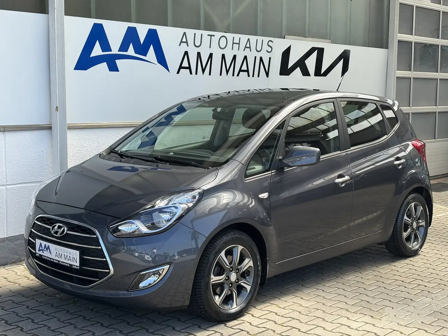 Hyundai iX20 1.6 AT | SPECIAL | NAV | PANORAMA Gris - 2