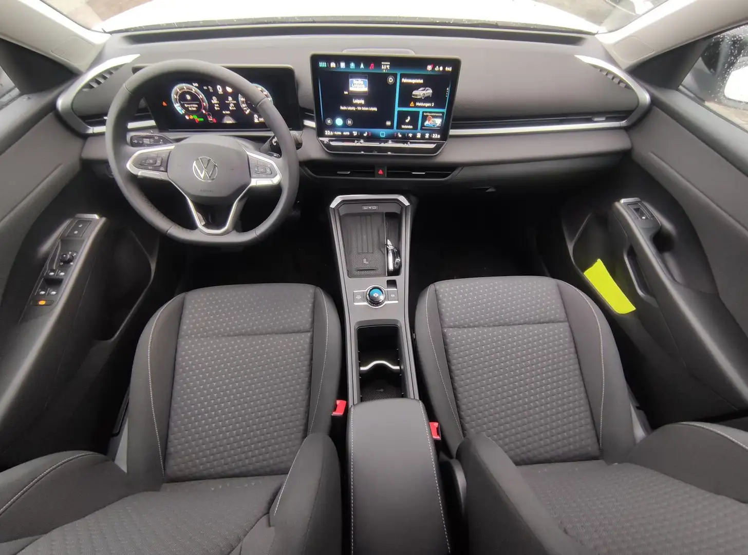 Volkswagen T-Roc Life 1.5 eTSI+150Ps+RFK+DSG+ACC+AppC+Klima Bianco - 2