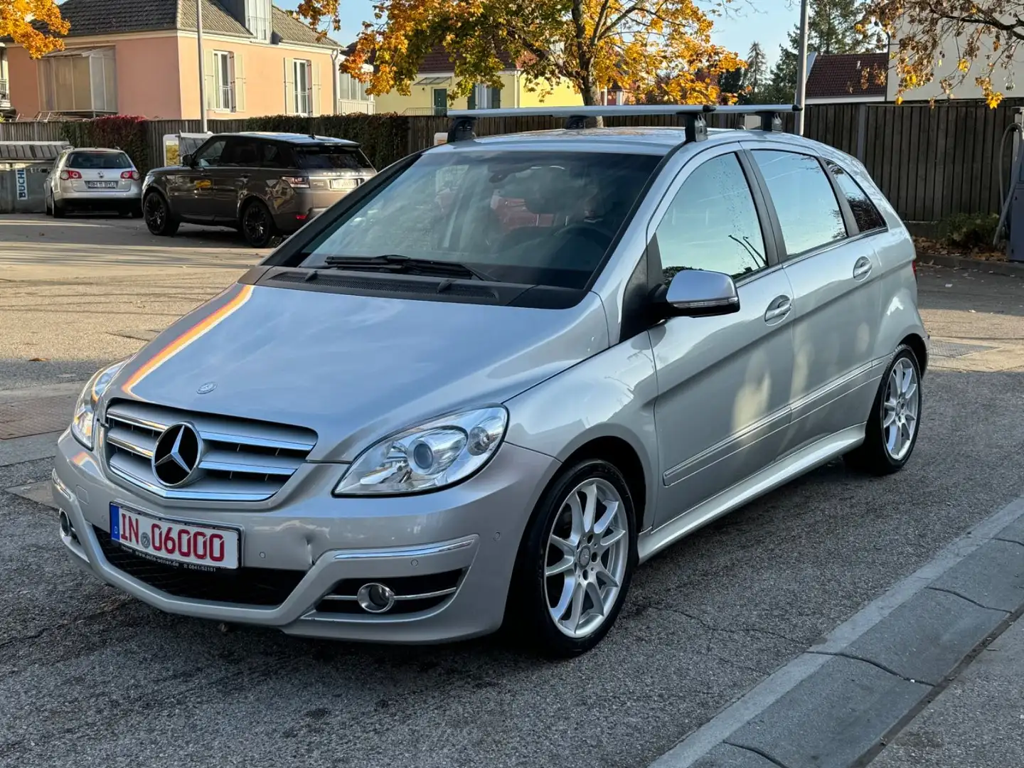 Mercedes-Benz B 200 CDI*Automatik*Xenon*SHZ*Tempomat*EURO5* Stříbrná - 2