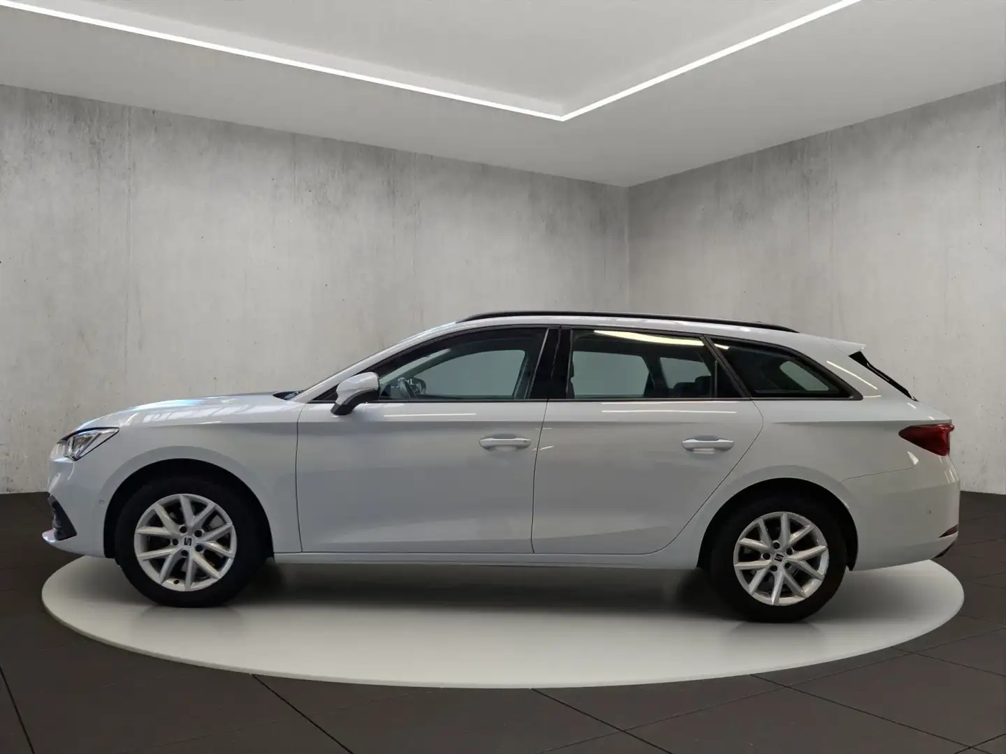 SEAT Leon Sportstourer Style 2.0 TDI 7-Gang DSG Blanc - 2
