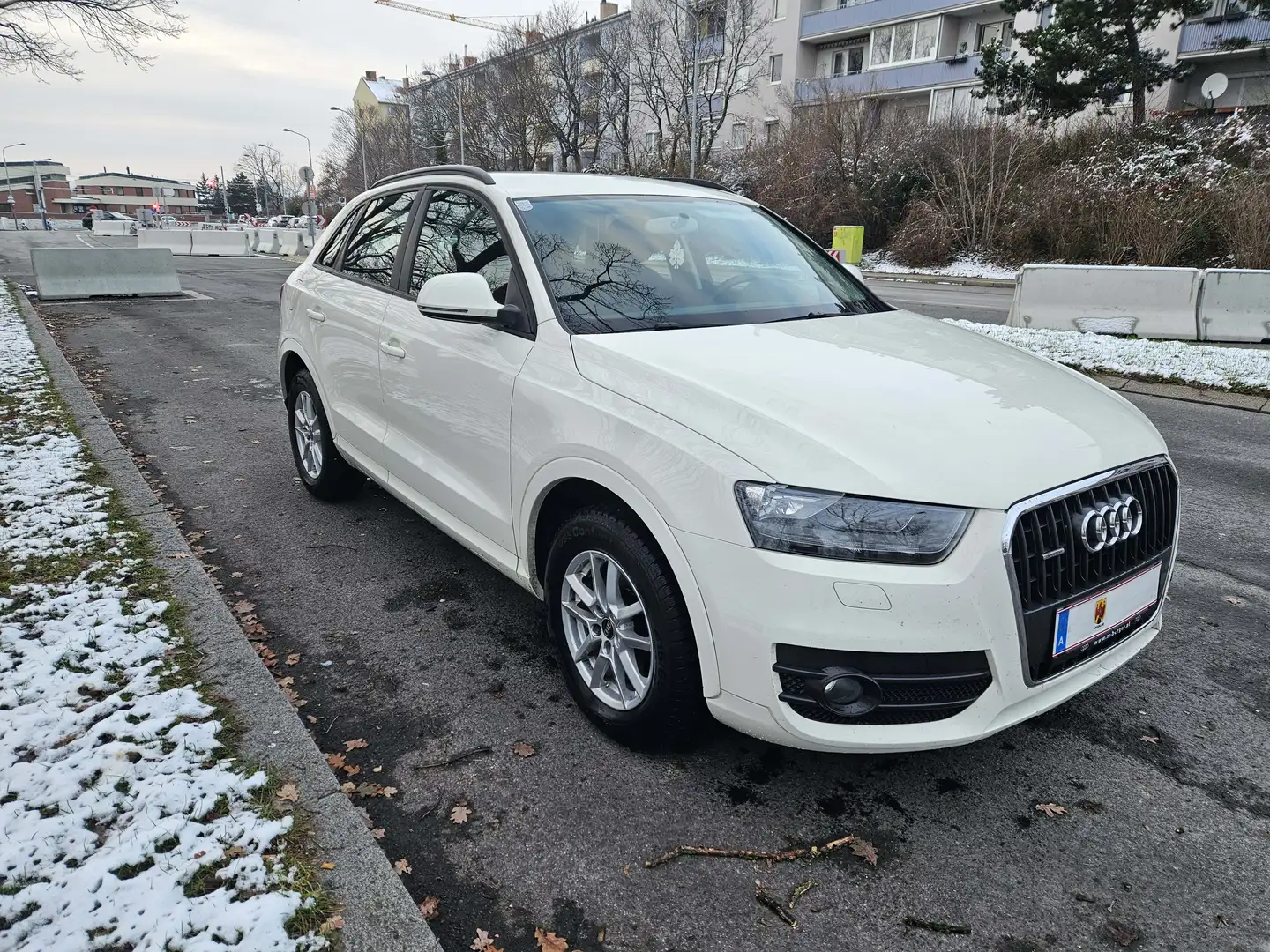 Audi Q3 Q3 2,0 TFSI quattro Weiß - 1