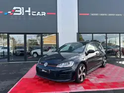 Volkswagen Golf 2.0 TSI 230 BLUEMOTION GTI DSG BVA