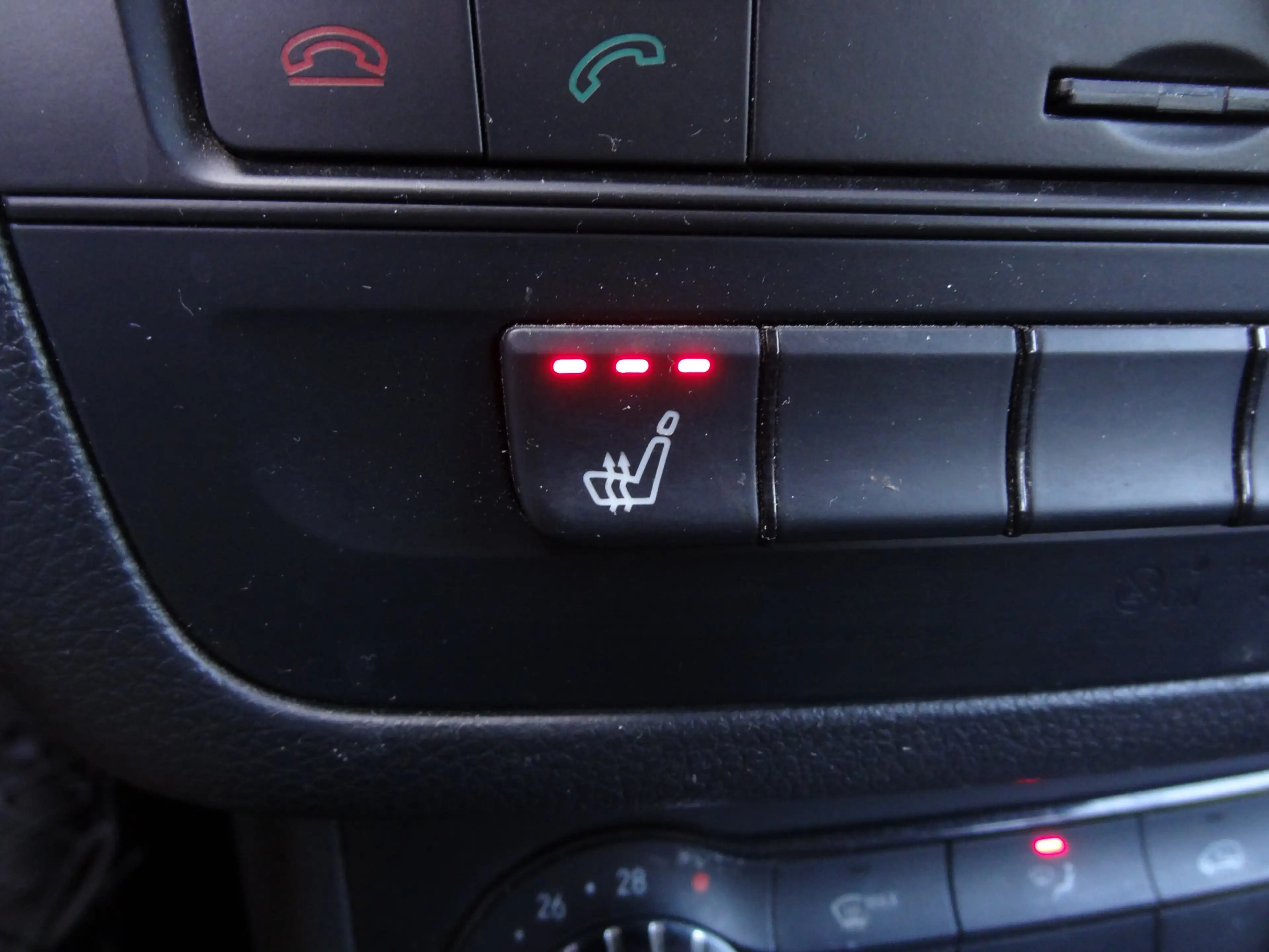 Mercedes-Benz B 180 Ambition — photo 14