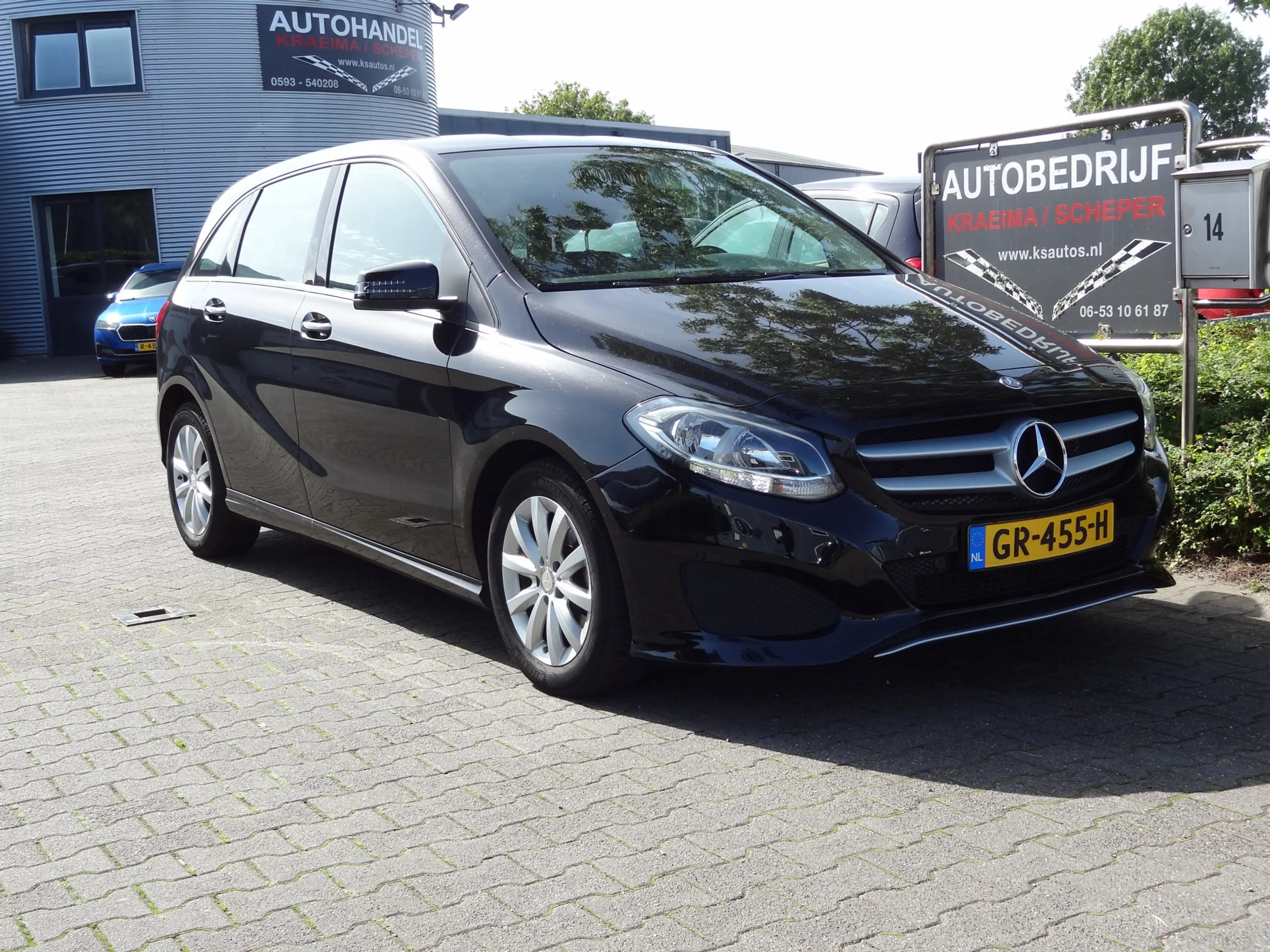 Mercedes-Benz B 180 Ambition