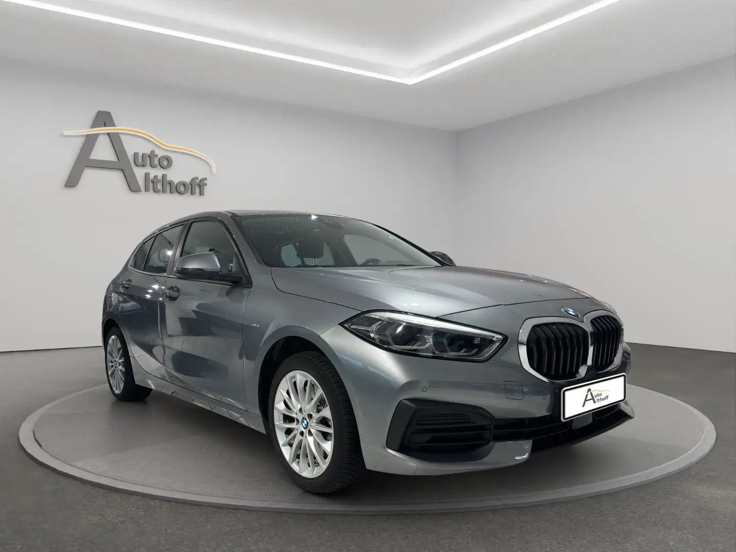 BMW 120 i Advantage AUTOM.PANO NAVI AHK Gris - 1