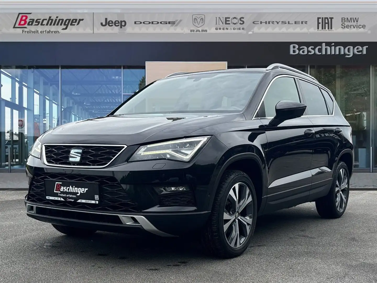 SEAT Ateca 1,5 Xcellence ACT TSI DSG Schwarz - 1