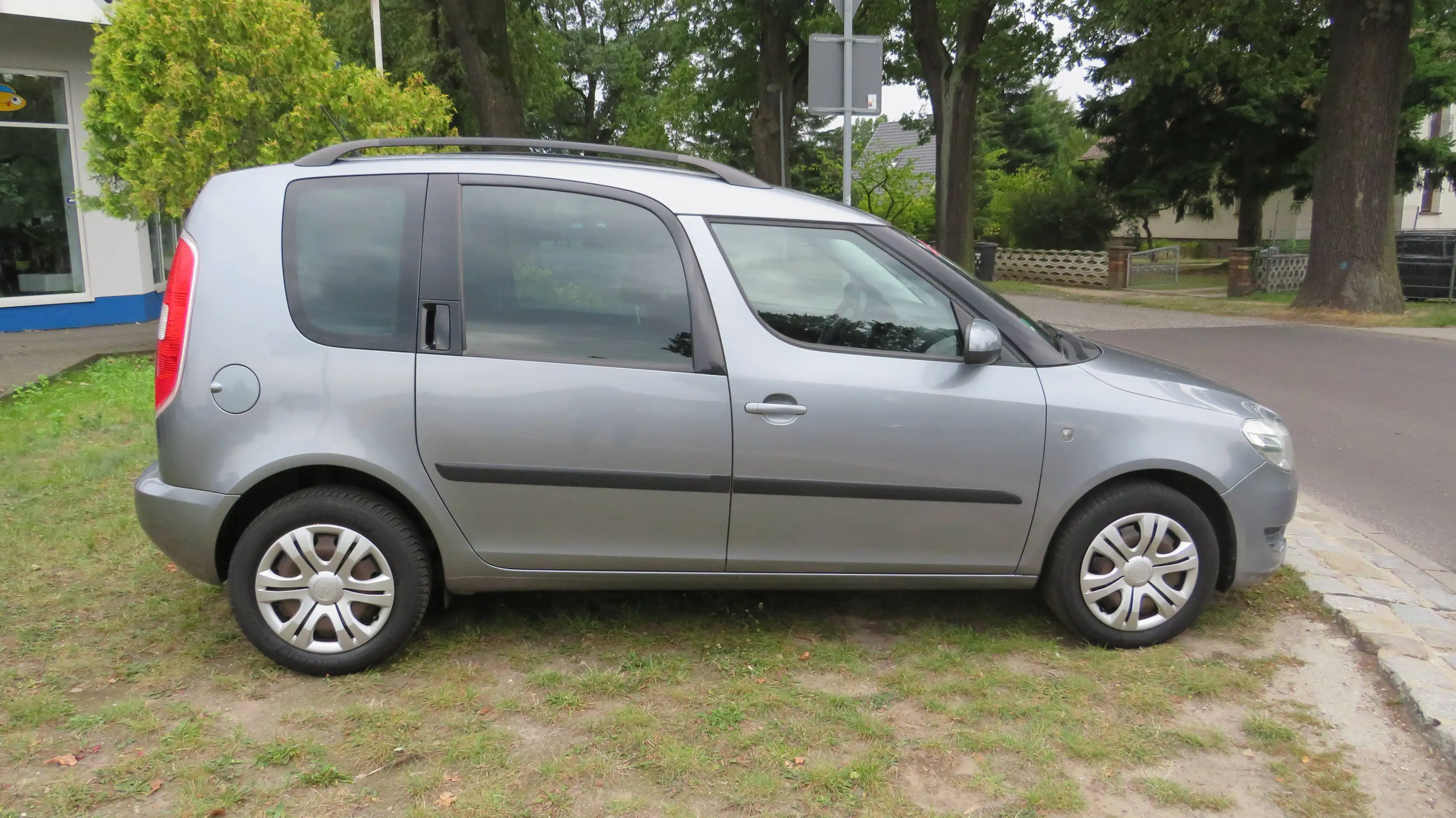 Skoda Roomster Ambition Plus Edition aus 1 Hand !! — photo 8