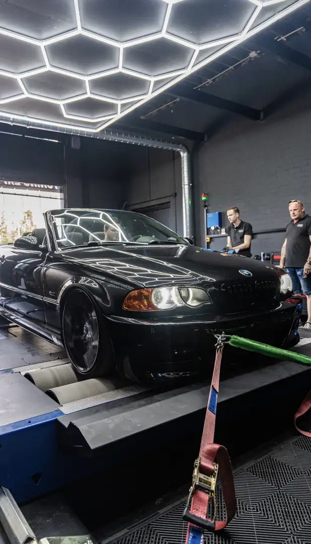 BMW 330 330Ci turbo Zwart - 1