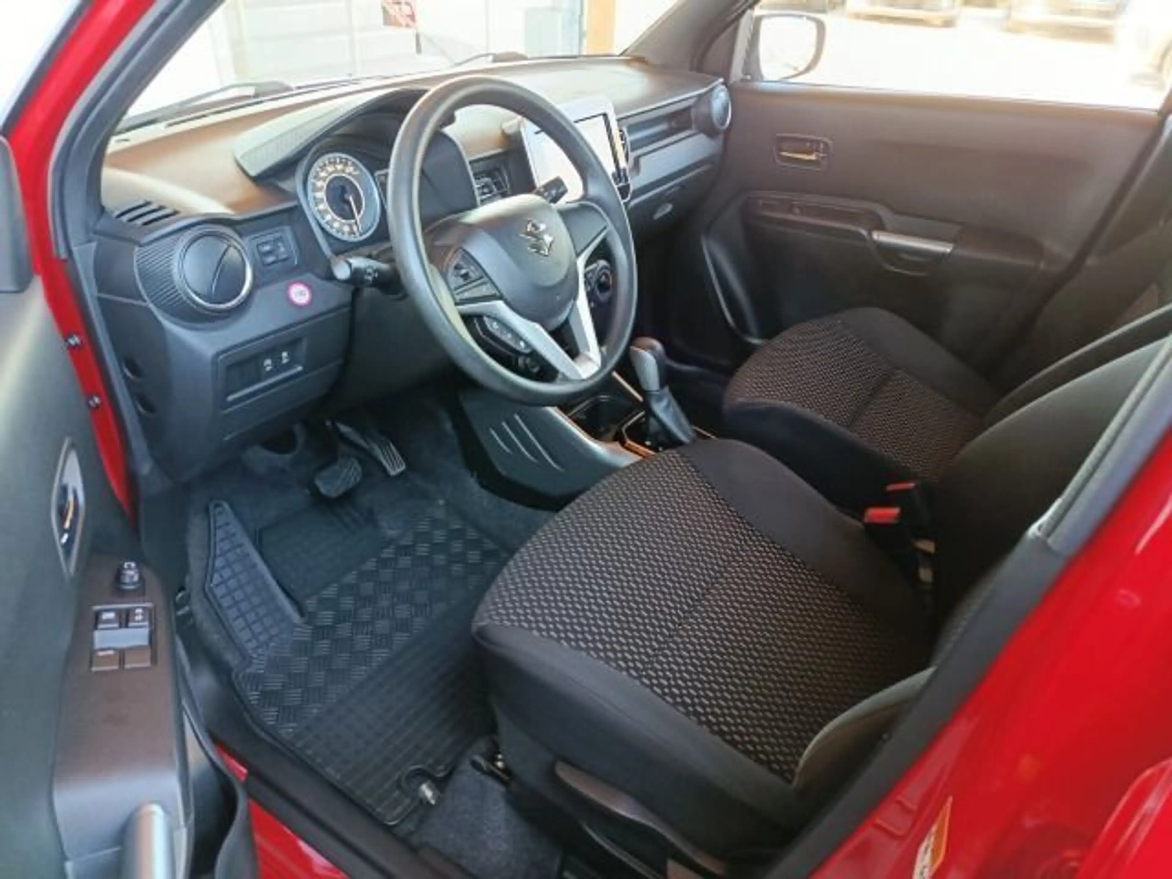 Suzuki Ignis IGNIS COMFORT CVT HYBRID| STANDHEIZUNG — photo 13