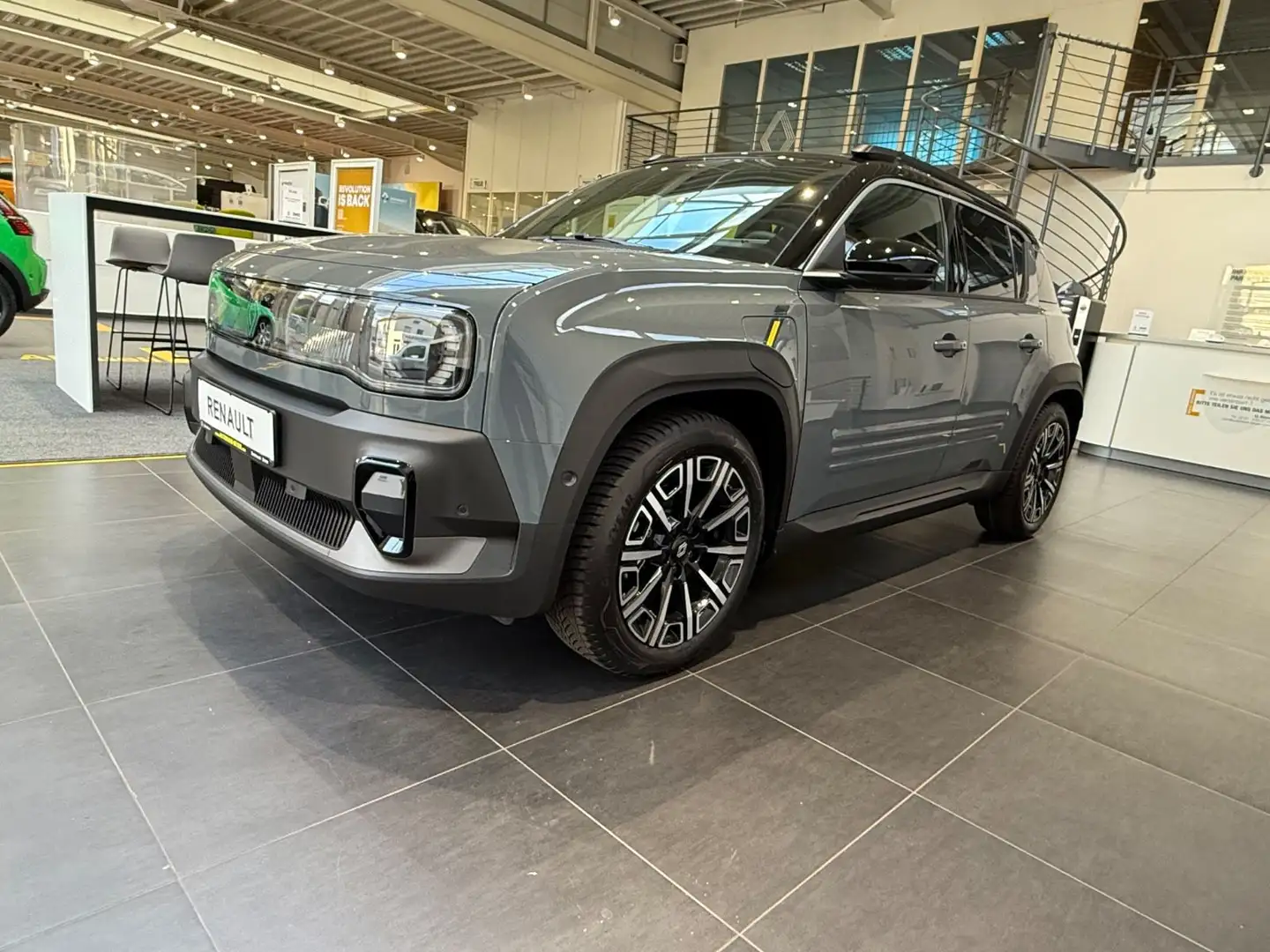 Renault R 4 E-Tech Iconic 150 Comfort Range Grau - 1