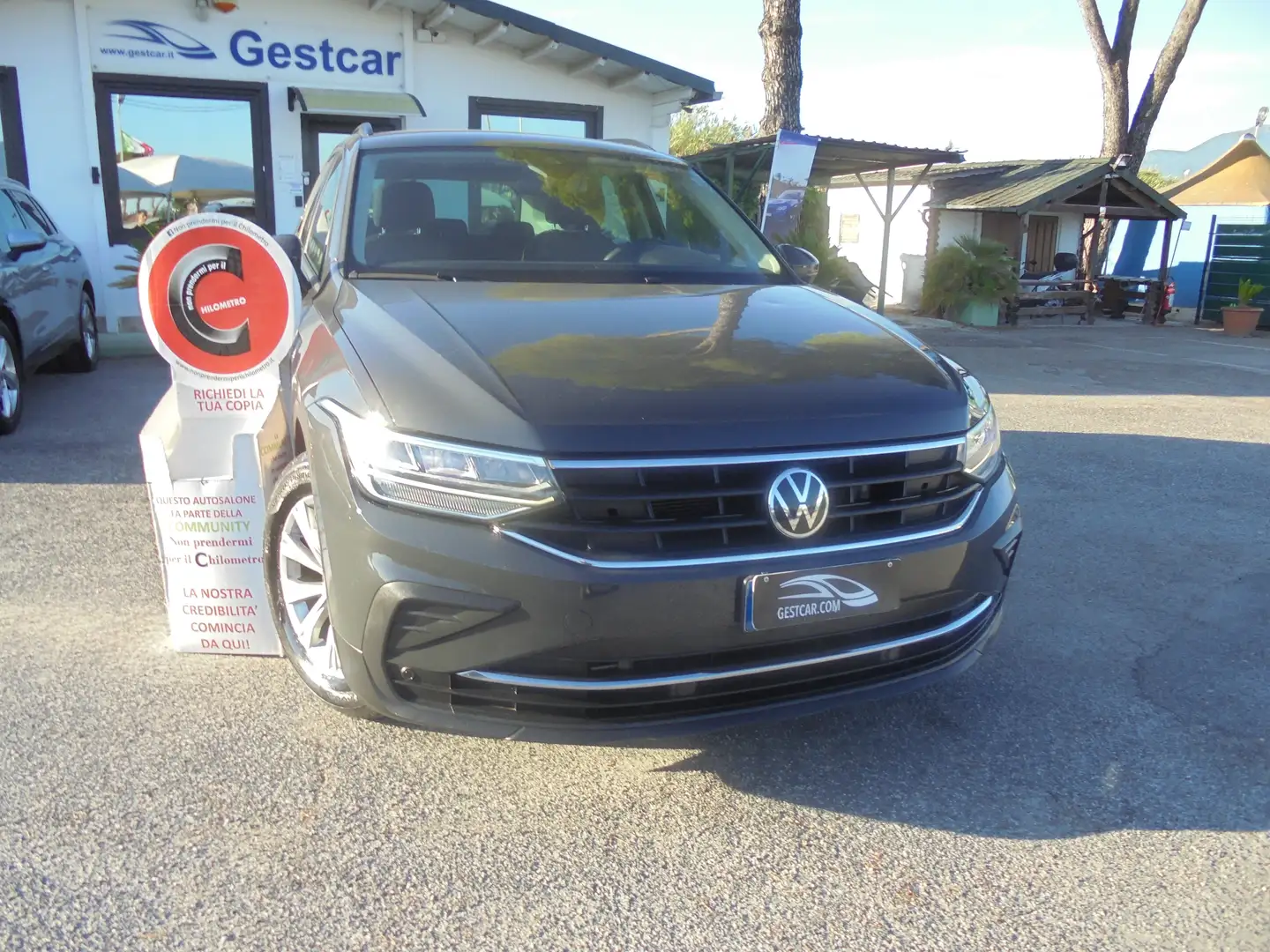 Volkswagen Tiguan Tiguan II 2021 1.5 tsi Life 150cv dsg Grau - 2