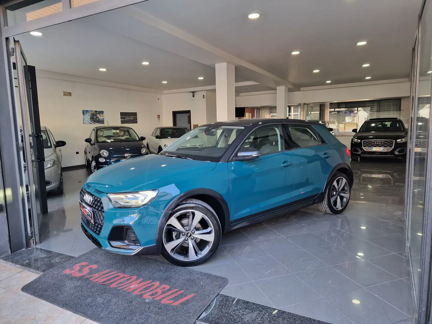 Audi A1 A1 Citycarver 30 Identity Contrast 110cv s-tronic Verde - 1