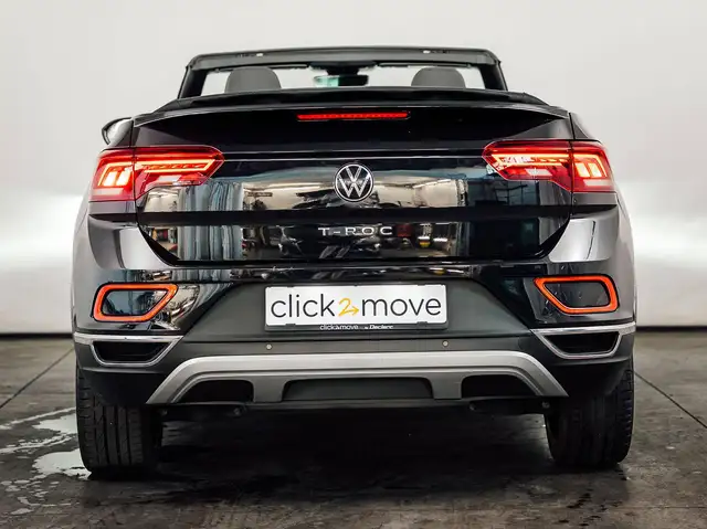 Volkswagen T-Roc view 6