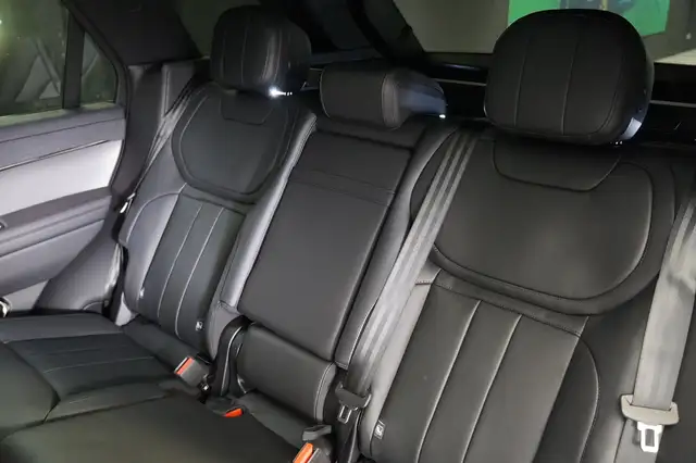 Land Rover Range Rover Sport 3.0 PHEV SWB Dynamic SE Ansicht 18