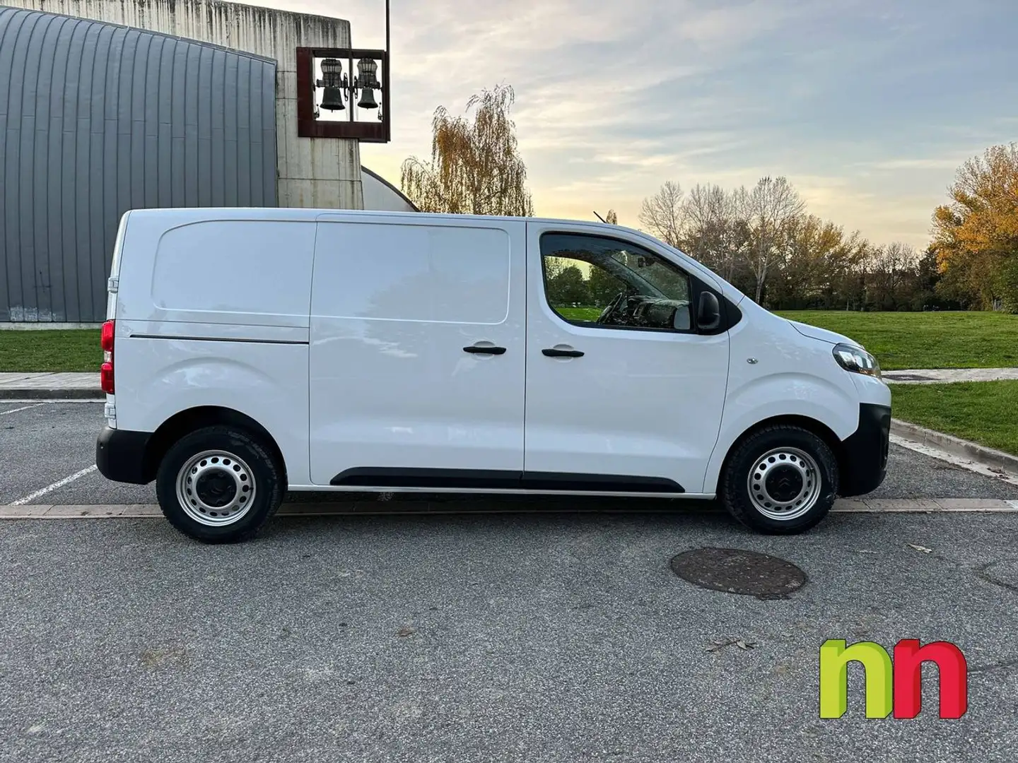 Citroen Jumpy Fg. BlueHDI Talla M S&S Control 120 Blanco - 2