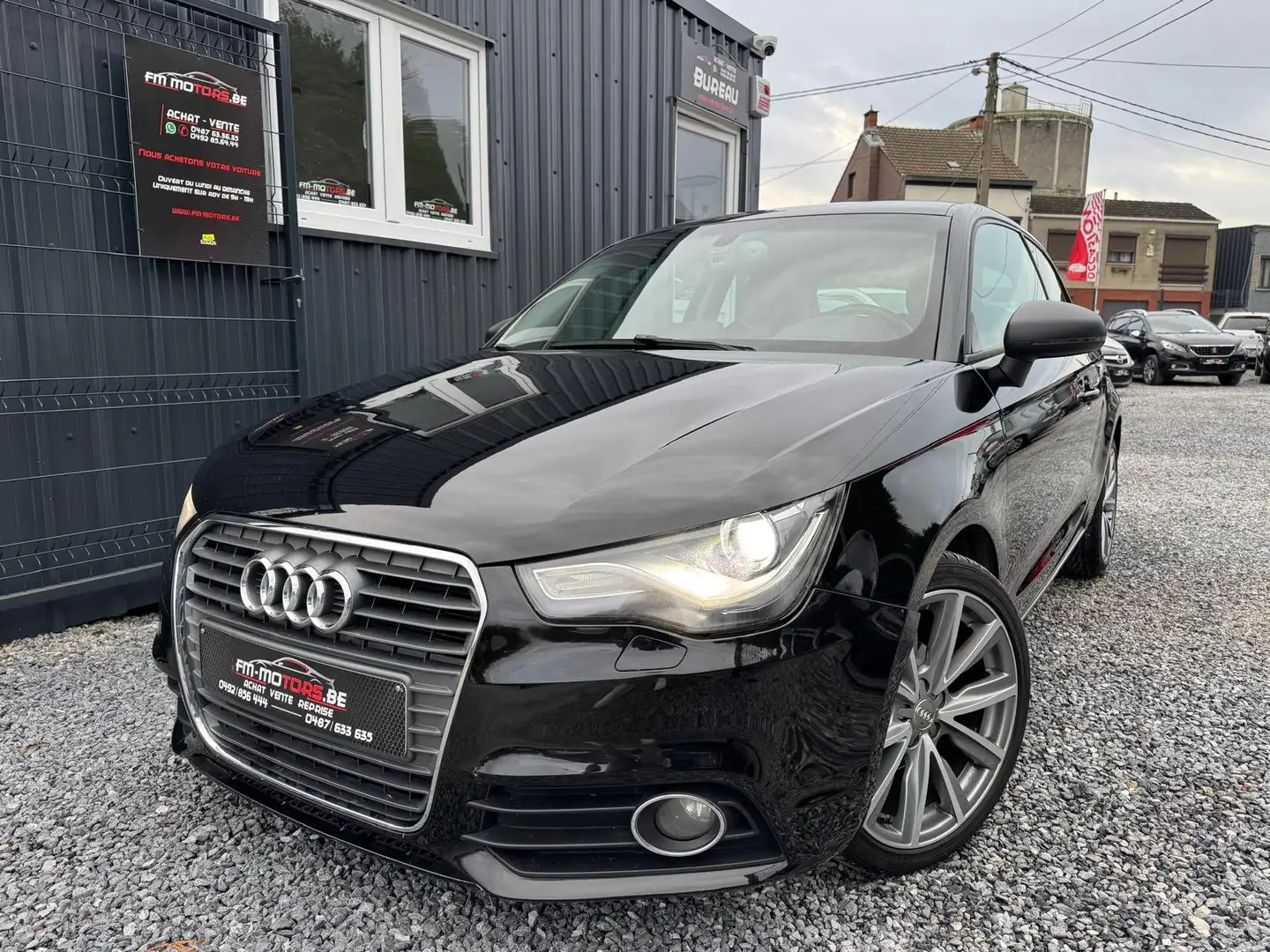 Audi A1 1.2 TFSI S-Line / Entretien + CT OK / 21.12.2010 Noir - 1