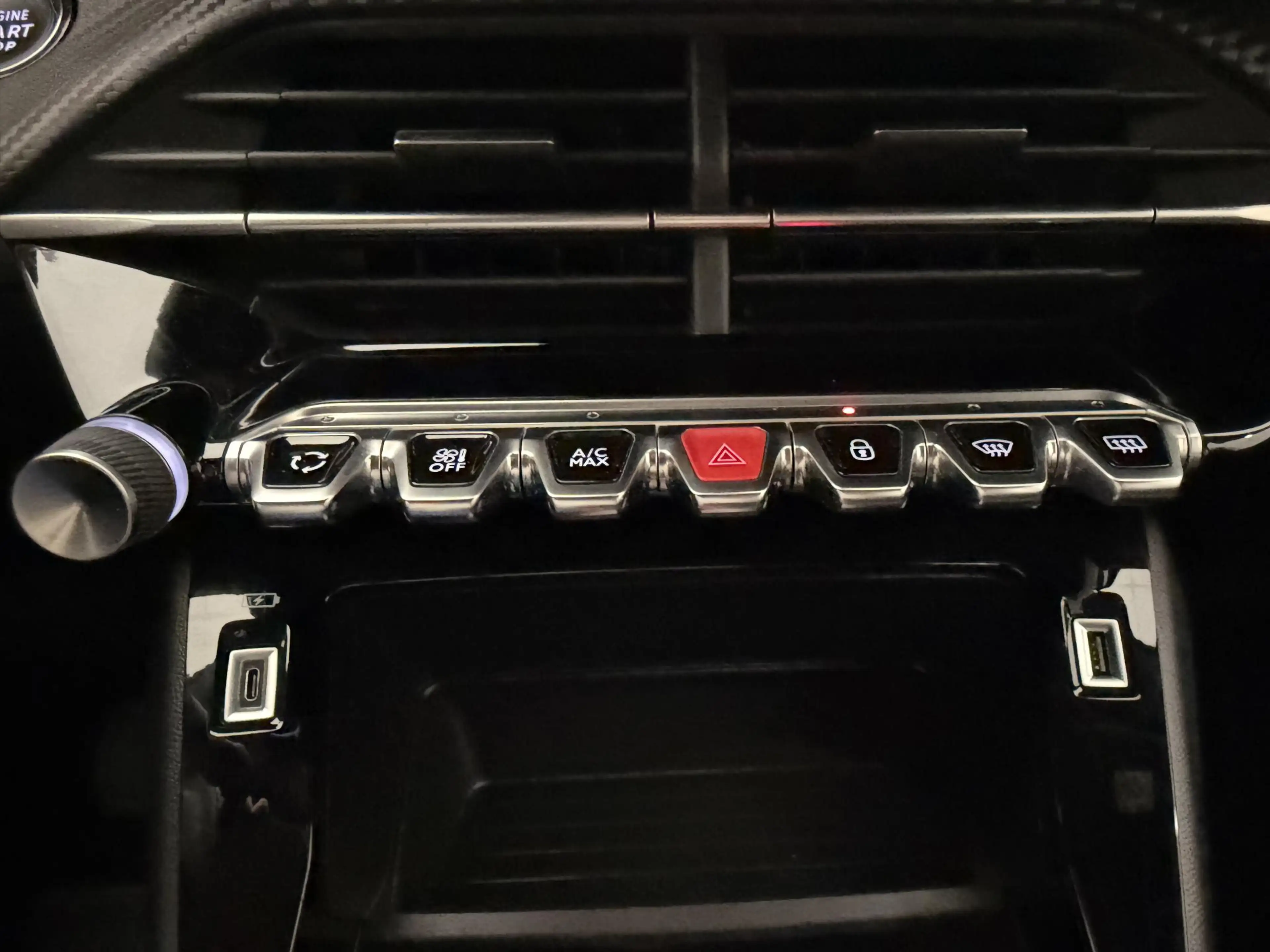 Peugeot e-2008 EV Active 50 kWh | Camera Achter | Navigatie | App — photo 11