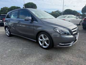 200 CDI BlueEFFICIENCY Sport 7-G DCT A