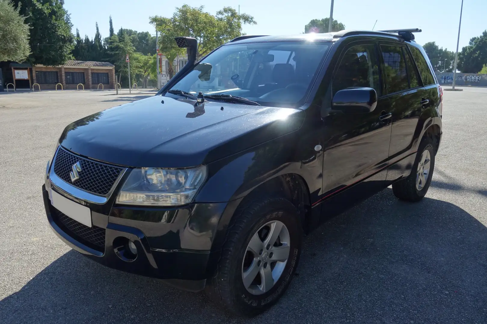 Suzuki Grand Vitara 2.0 JLX-A Negro - 1