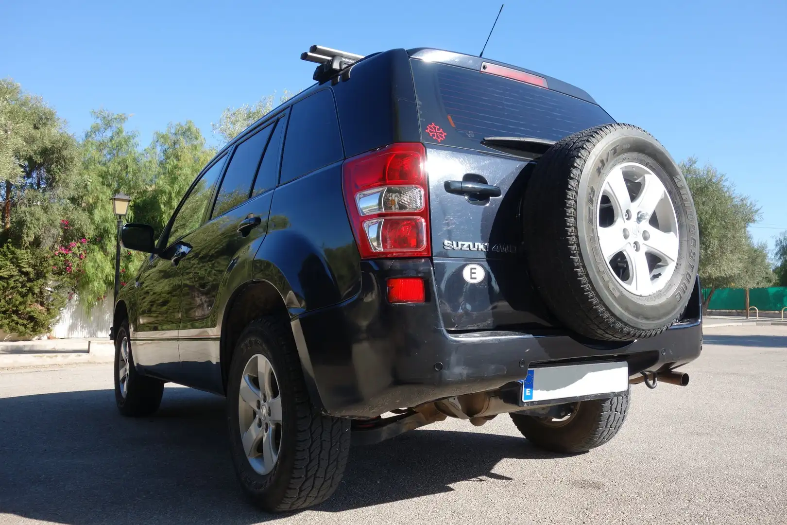 Suzuki Grand Vitara 2.0 JLX-A Negro - 2