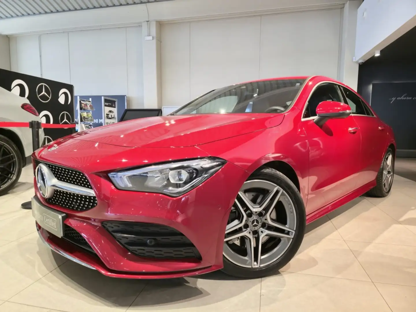 Mercedes-Benz CLA 200 200d Rood - 2