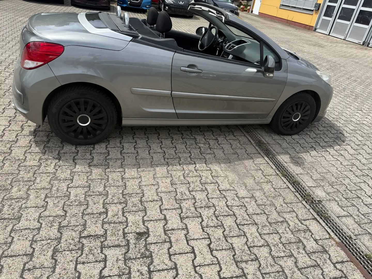 Peugeot 207 Premium Grau - 2