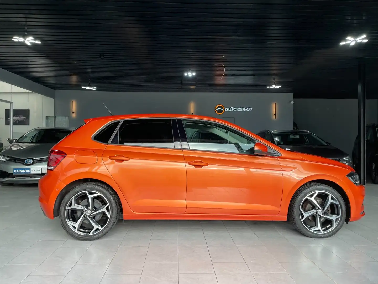 Volkswagen Polo VI Highline DSG LED Kamera Navi Carplay ACC Orange - 2