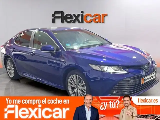 Toyota Camry 2.5 220H Business