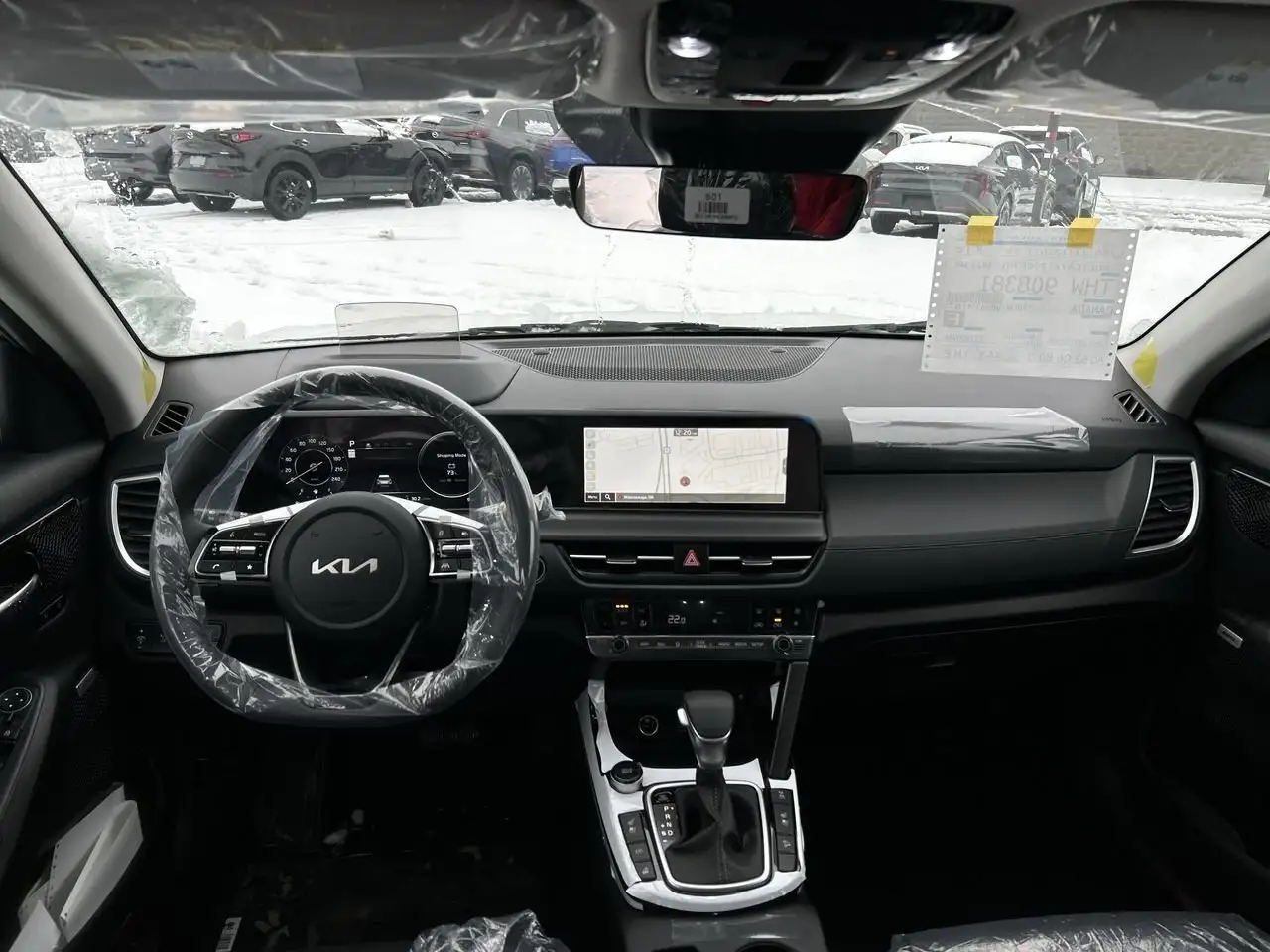 Kia Seltos снимка Kia Seltos