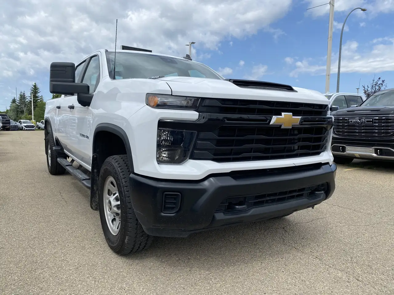 Chevrolet Silverado 3500 photo Chevrolet Silverado 3500