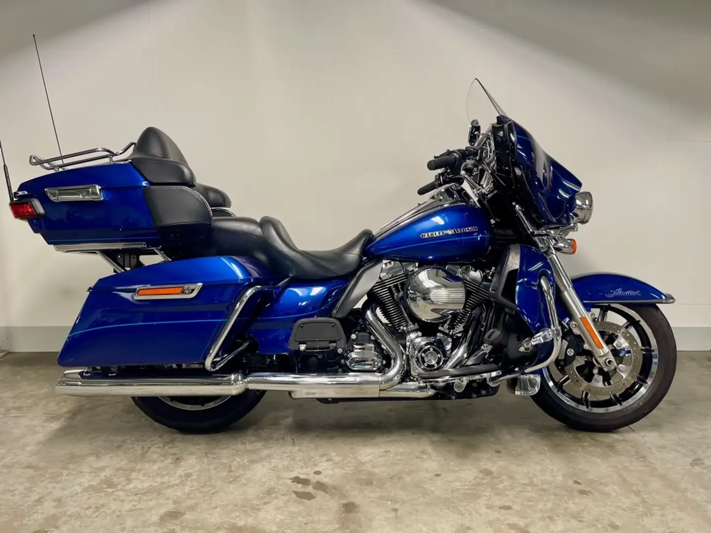 Harley-Davidson Ultra Limited Tour TOURING FLHTK Синий - 1