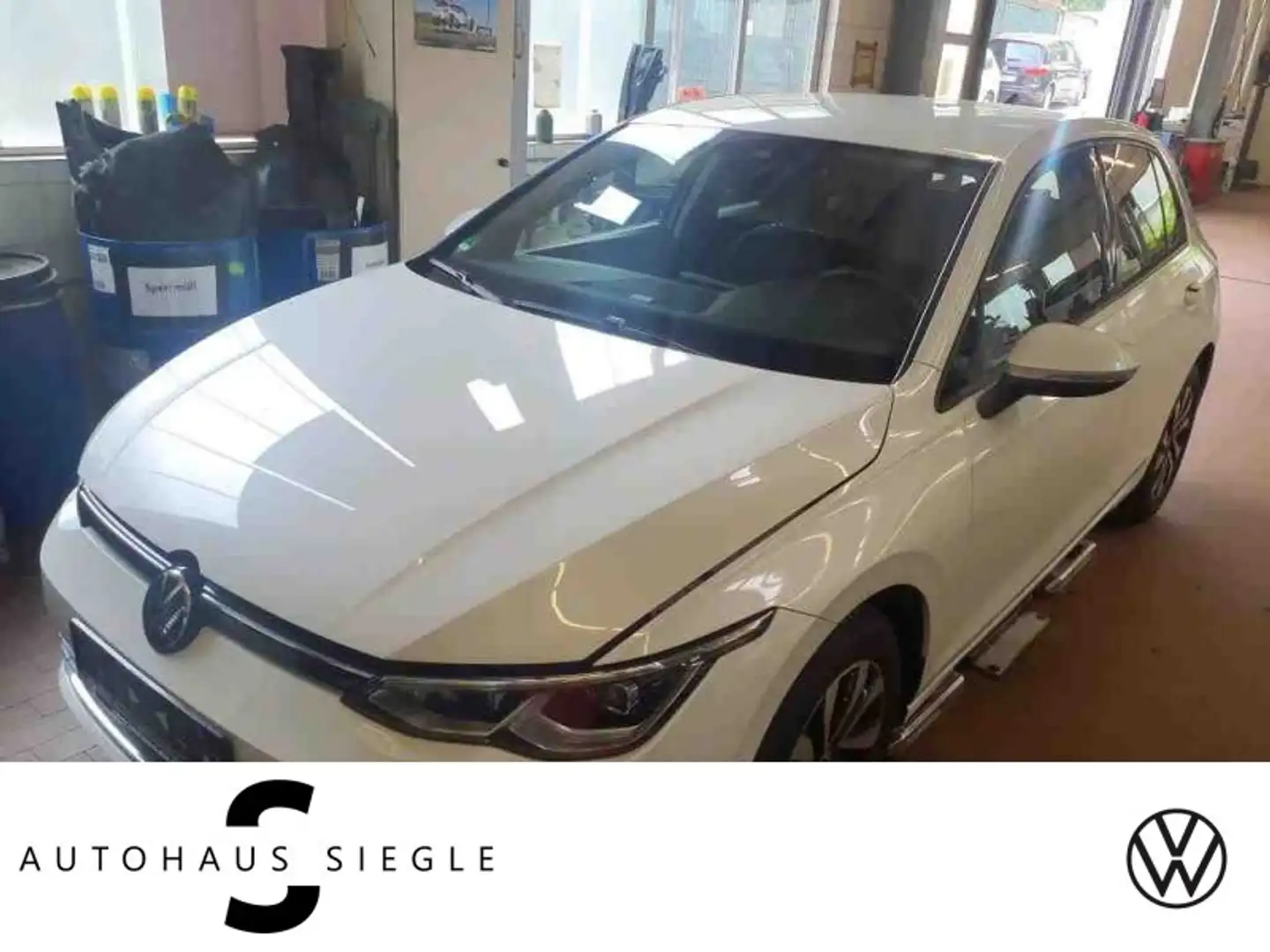 Volkswagen Golf VIII 1.0 TSI Active IQ Drive LED-Matrix Navi Stand Blanc - 1