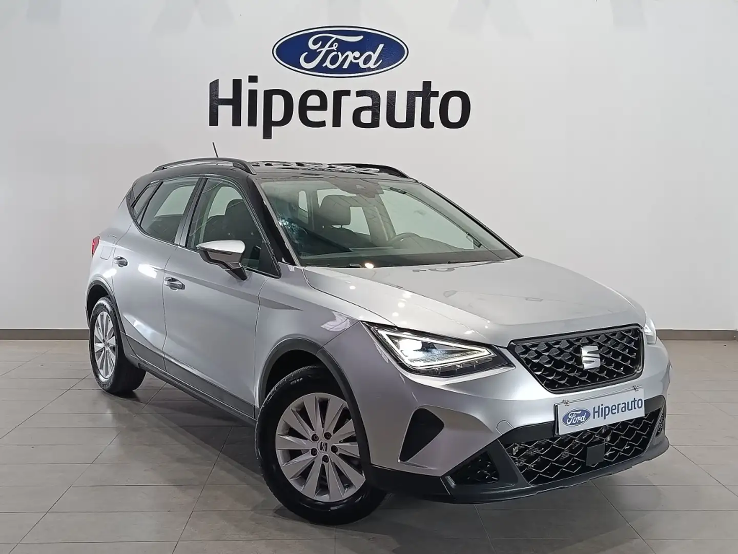 SEAT Arona 1.0 TSI S&S Style XM 115 Plateado - 1
