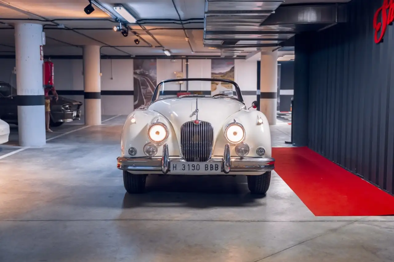 Jaguar XK 150 DHC, foto 2