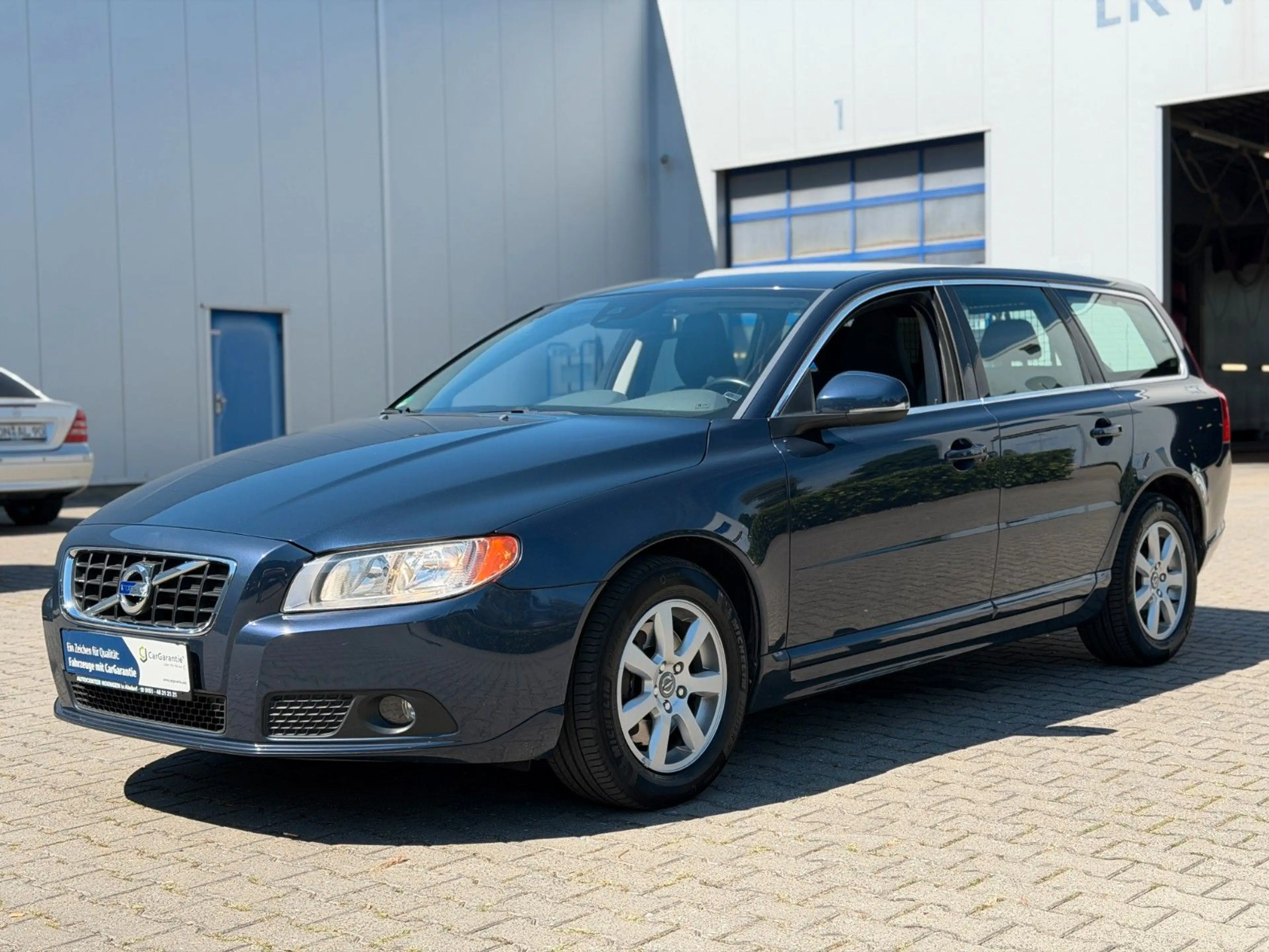 Volvo V70 Kombi Kinetic Garantie*1.Hand *ZR NEU*AHK. — photo 7