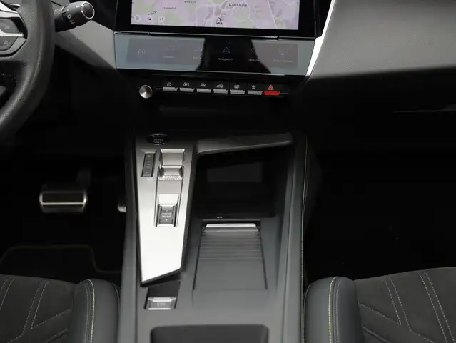 Peugeot 308 view 12