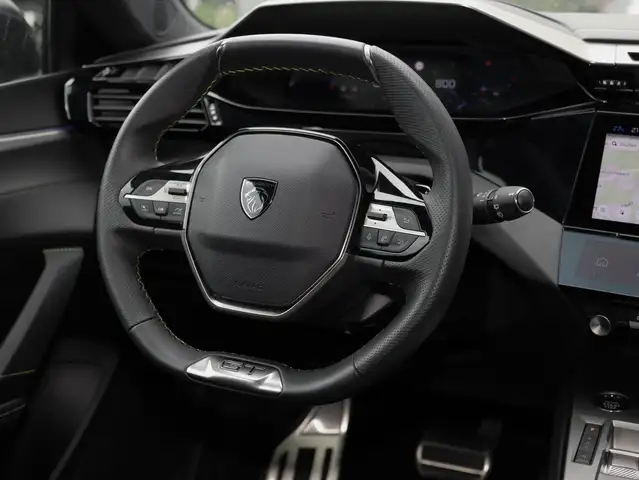 Peugeot 308 view 11