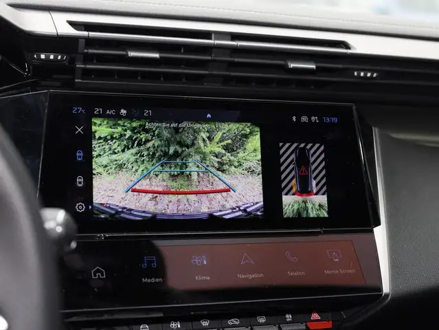 Peugeot 308 view 7
