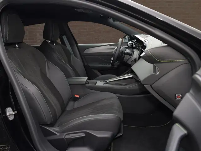 Peugeot 308 view 8