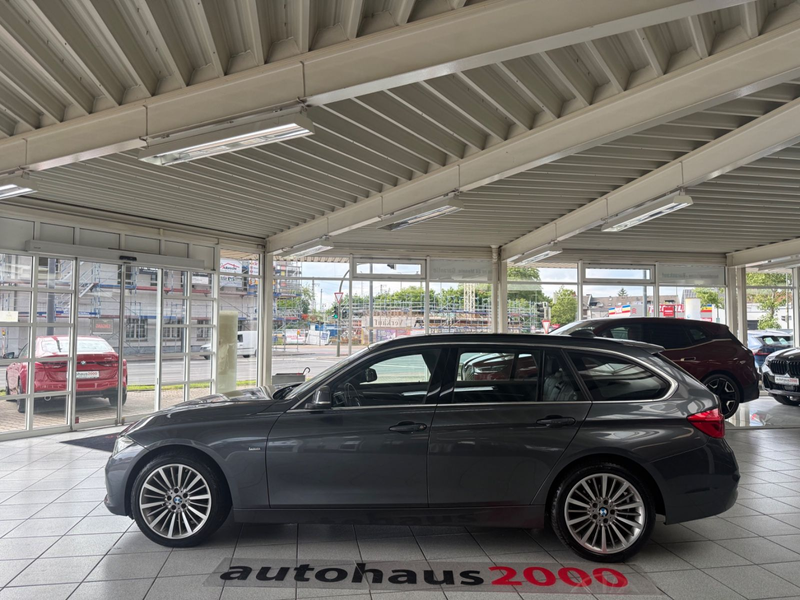 BMW 330 i xDrive Luxury Line AUT./LED/PANO/HUD/AHK — photo 5