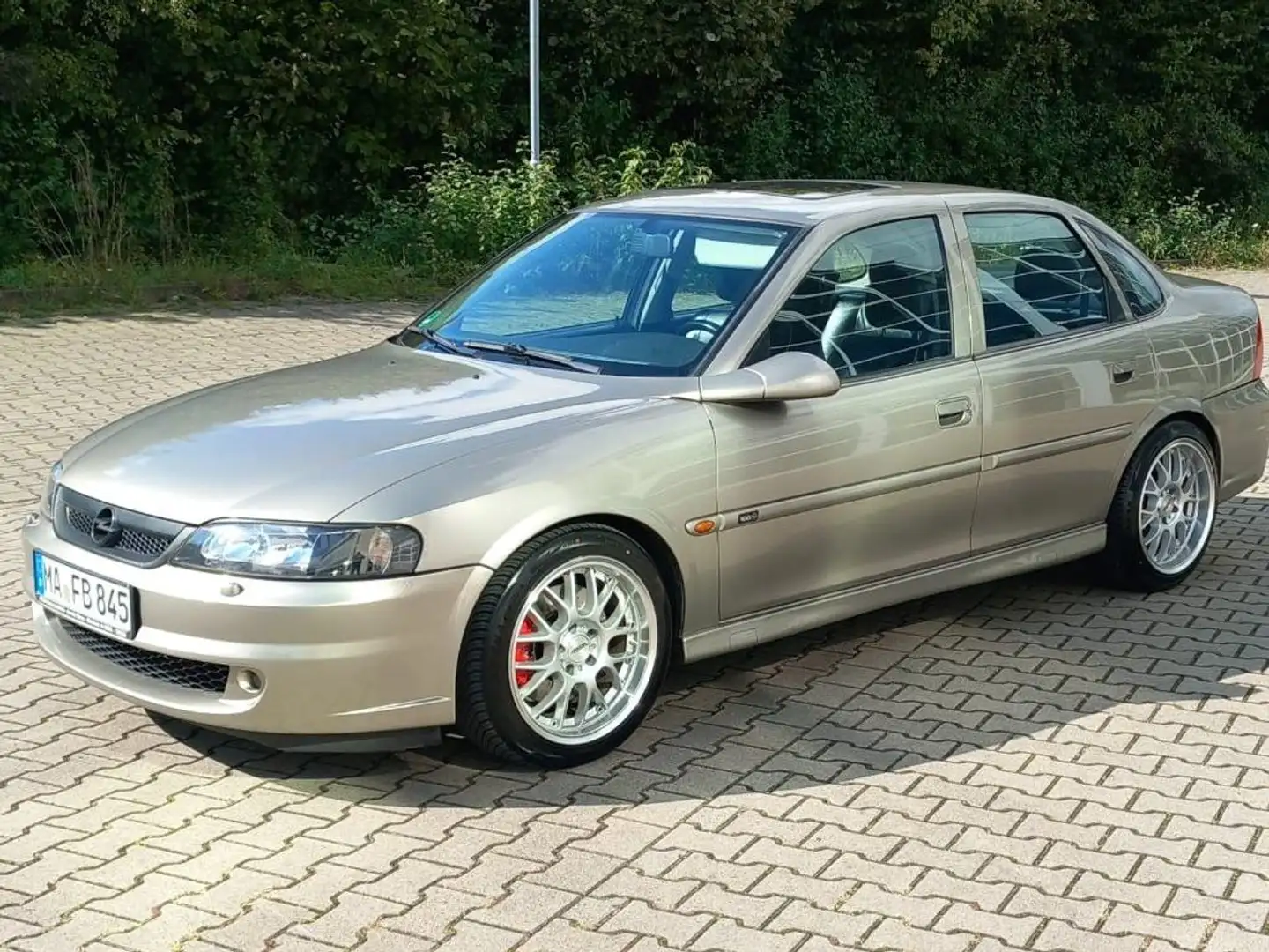 Opel Vectra Opel Vectra B Zlatna - 2